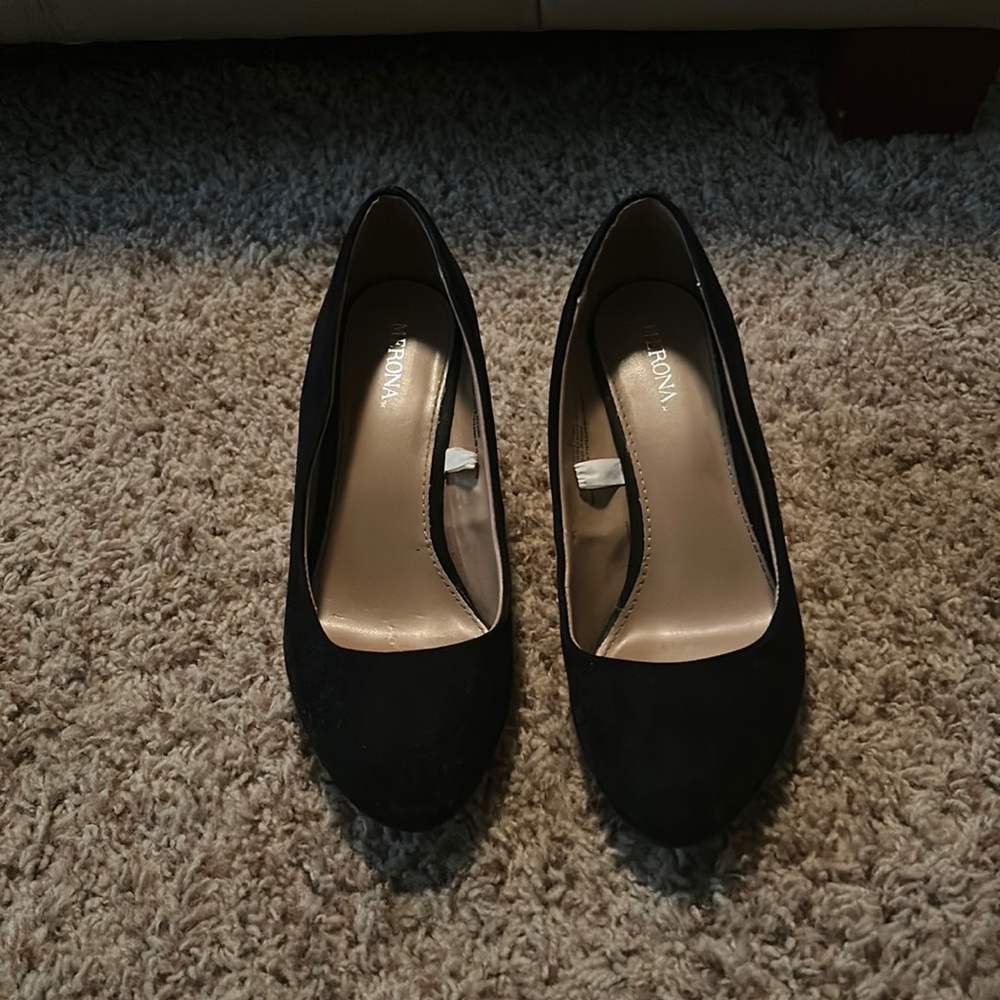 Merona black heels with wedge